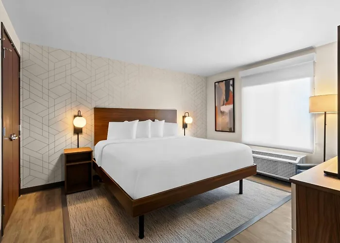 Hotel Everhome Phoenix Fashion Center